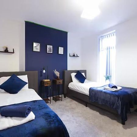 Pet-Friendly 3Br Home, Sleeps 7, 1 Mile From City Centre Leeds (West Yorkshire) Exterior photo