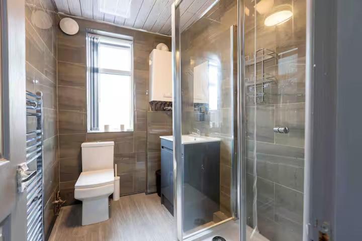 Pet-Friendly 3Br Home, Sleeps 7, 1 Mile From City Centre Leeds (West Yorkshire) Exterior photo